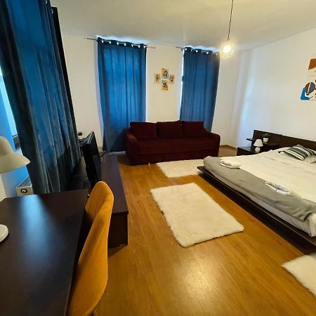 Апартаменты Londof Housing City Center Брашов Экстерьер фото