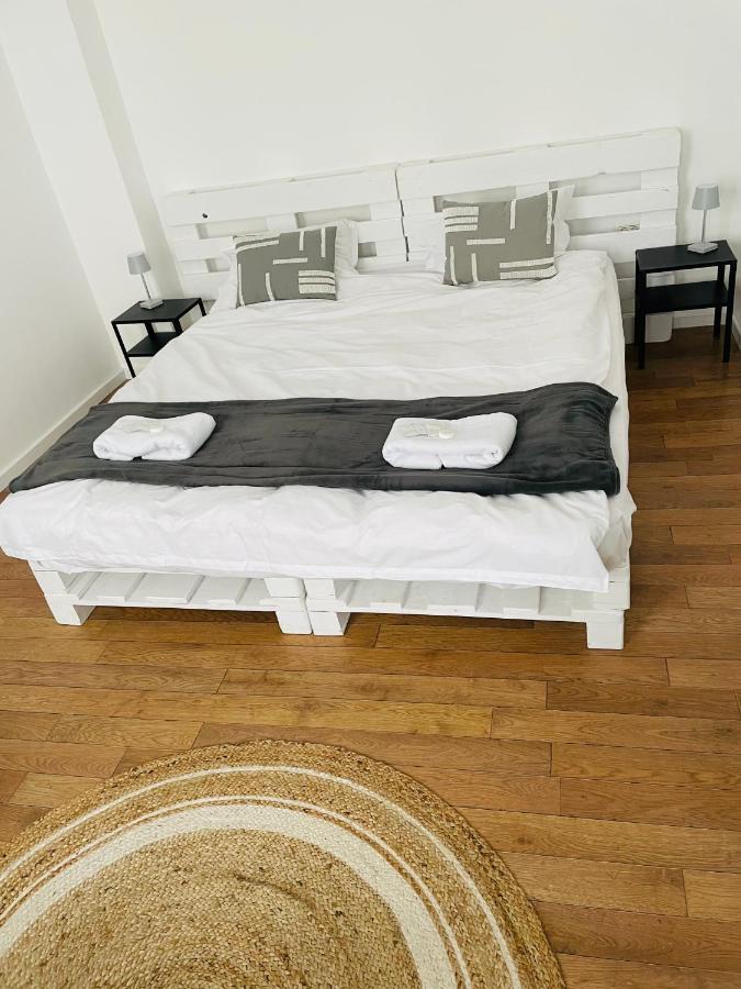 Апартаменты Londof Housing City Center Брашов Экстерьер фото